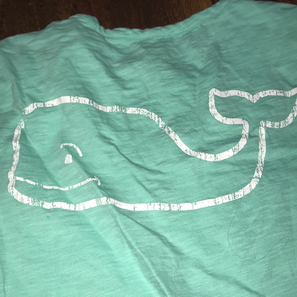 Vineyard vines - Picture 5 of 5